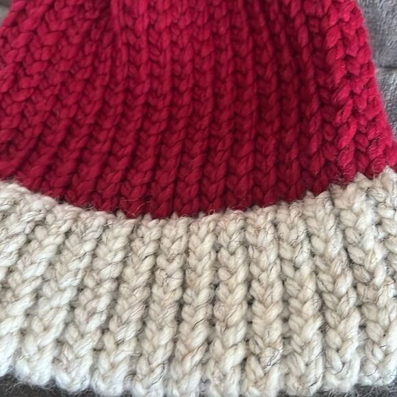 Homemade Wool & Acrylic Knitted Cranberry and Wheat Winter Hat Teen/Adult/Medium - Picture 8 of 8